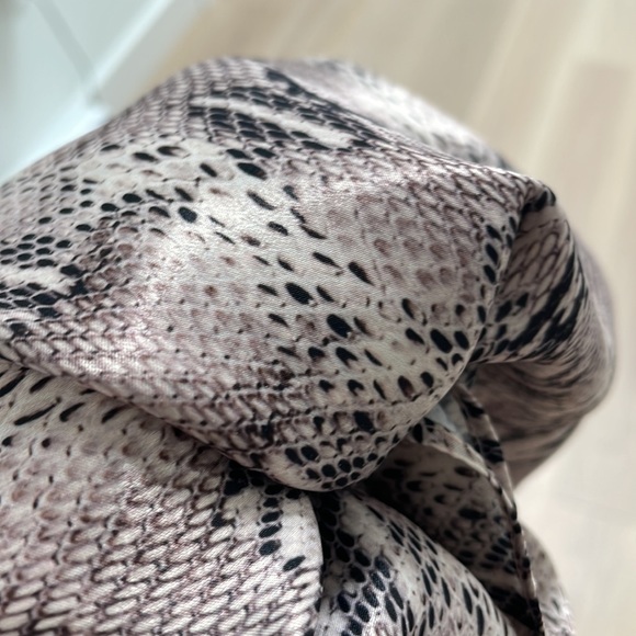 Mango A line Skirt never worn - Picture 7 of 9